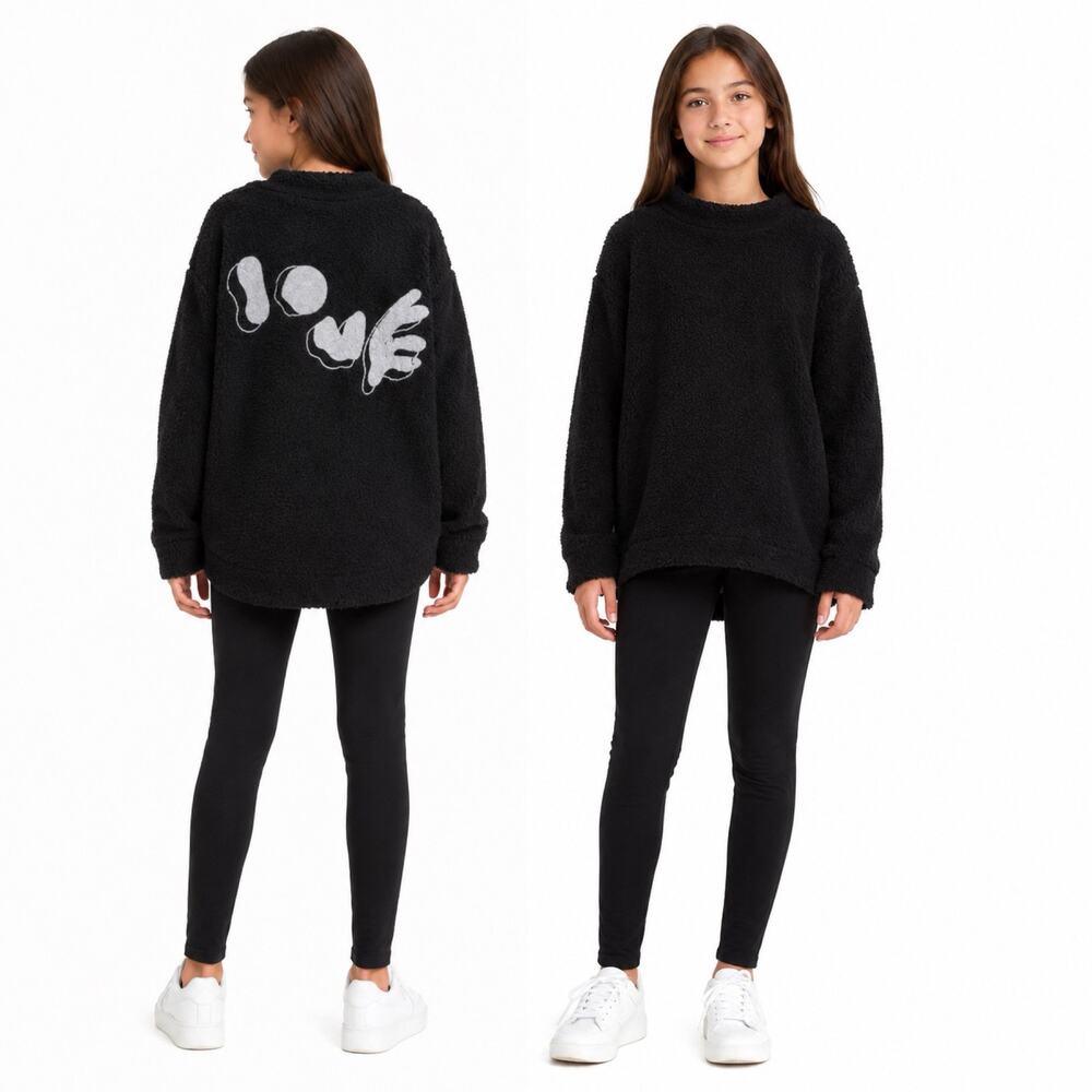 WOLF & RITA Faux Fur Mónica Love Sweatshirt Top